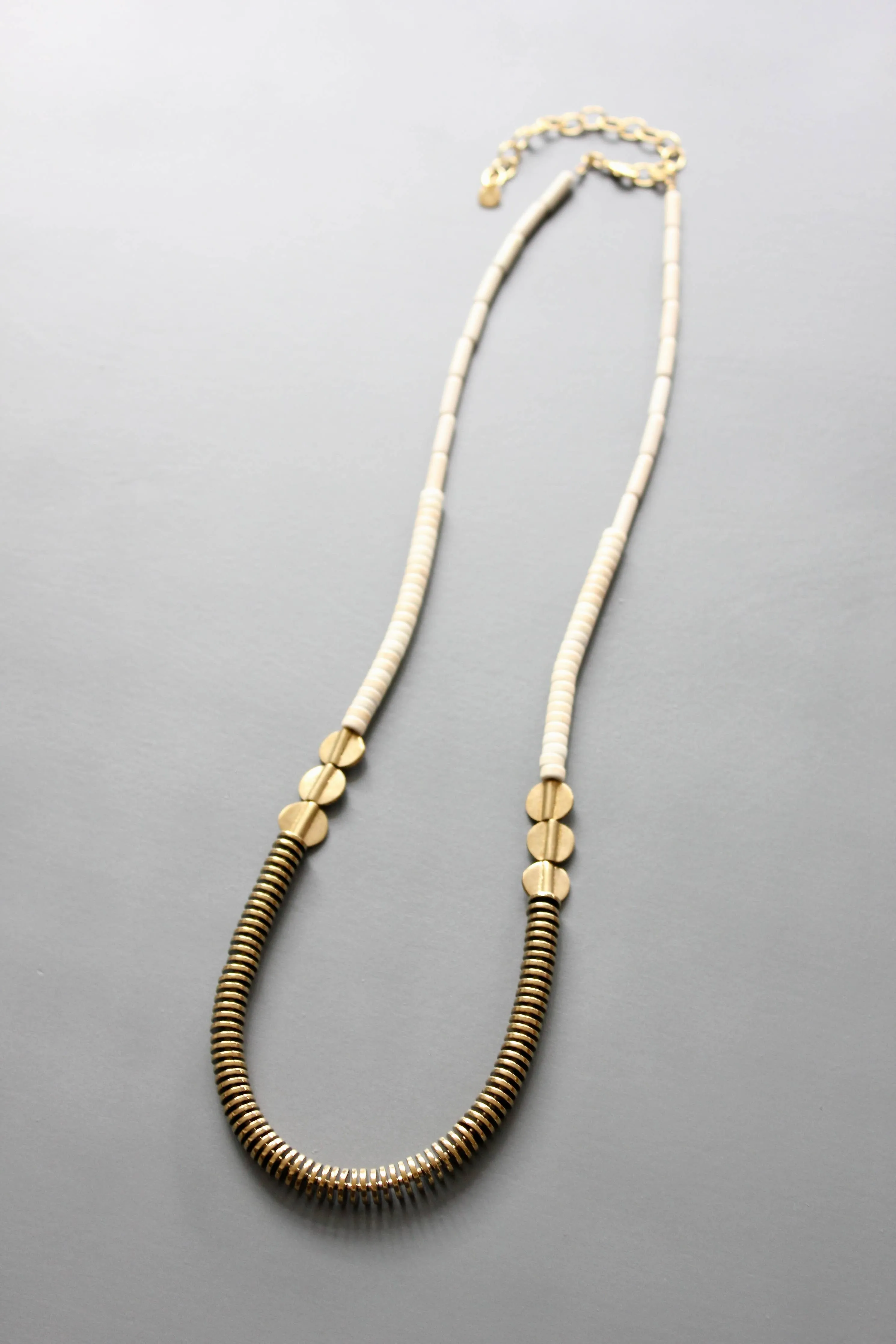 David Aubrey Jewelry - ISL126 Gold hematite and white disc necklace