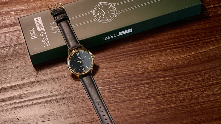 Iarvel Watch - Gold Watchcase Black Dial