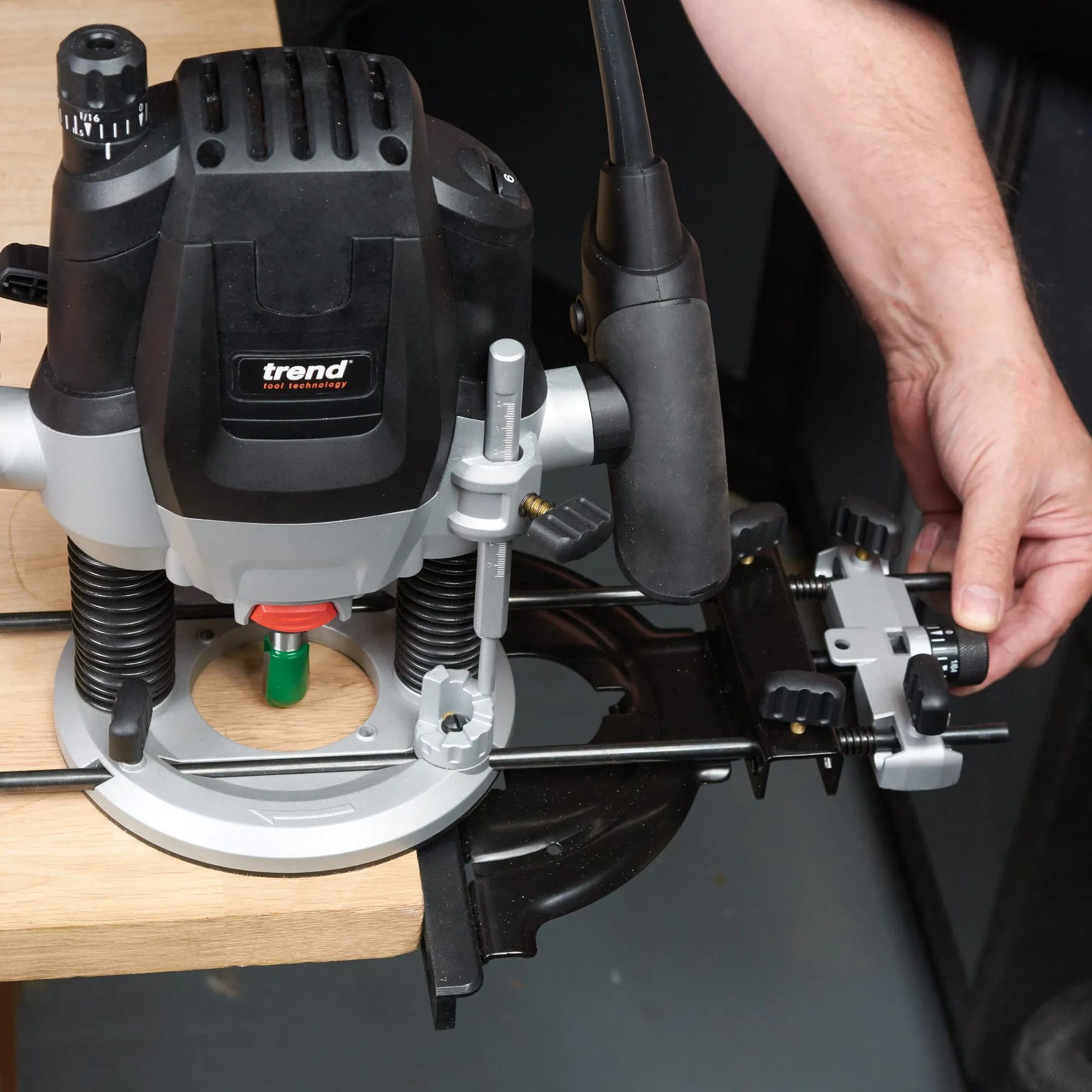 Trend T7EK 1/2" Plunge Router 230V/2100W