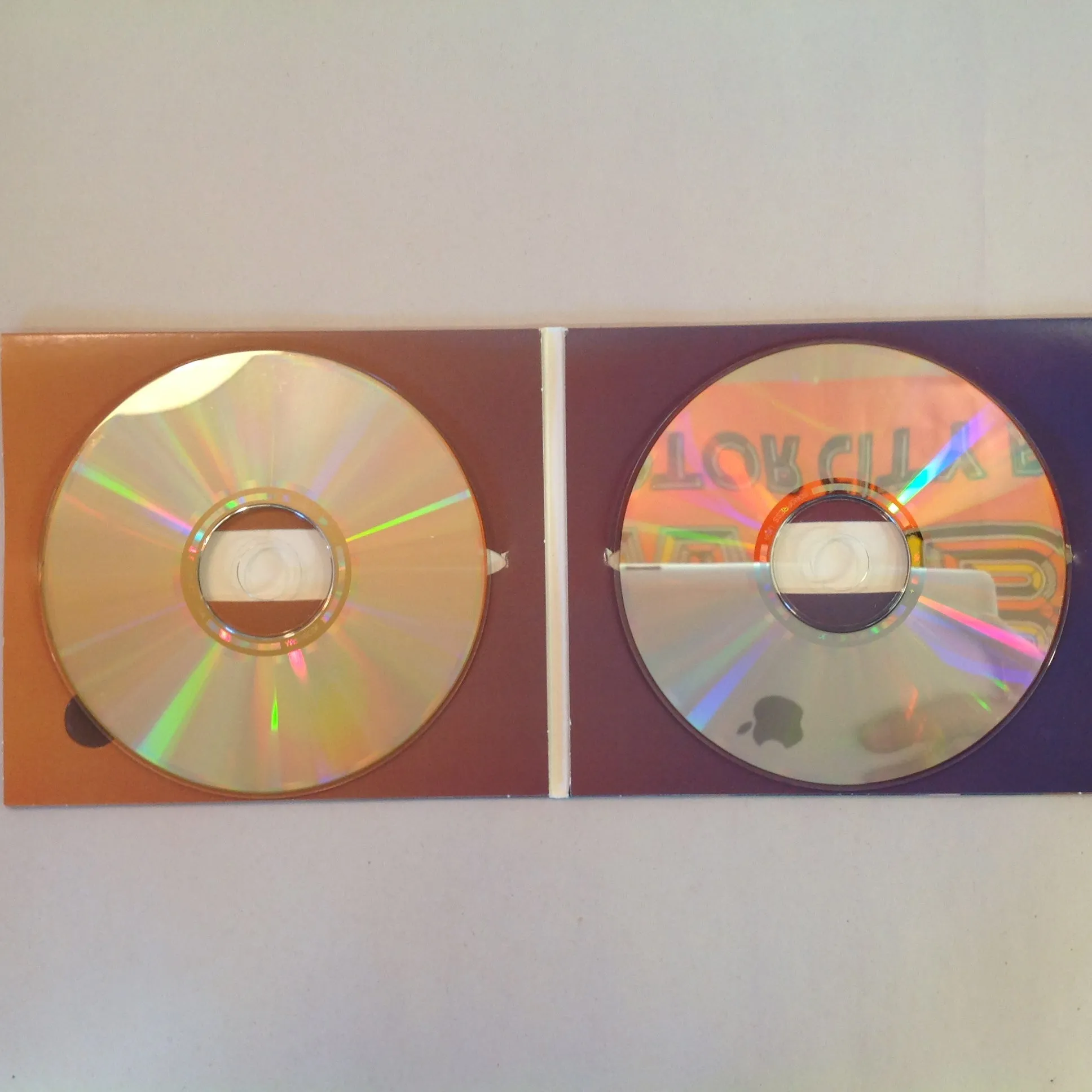 Vintage 1999 Harry Potter and the Sorcerer's Stone Audio Book 7 CD Set